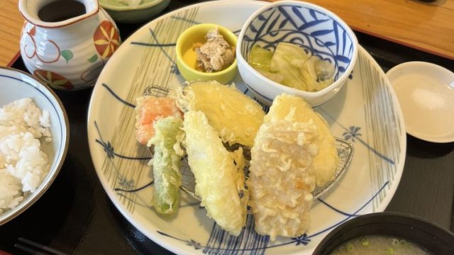 天ぷら村中の野菜だけ天定食