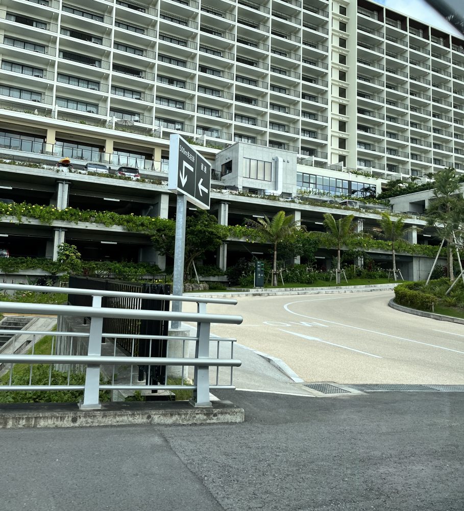 HIYORIオーシャンリゾート沖縄入口