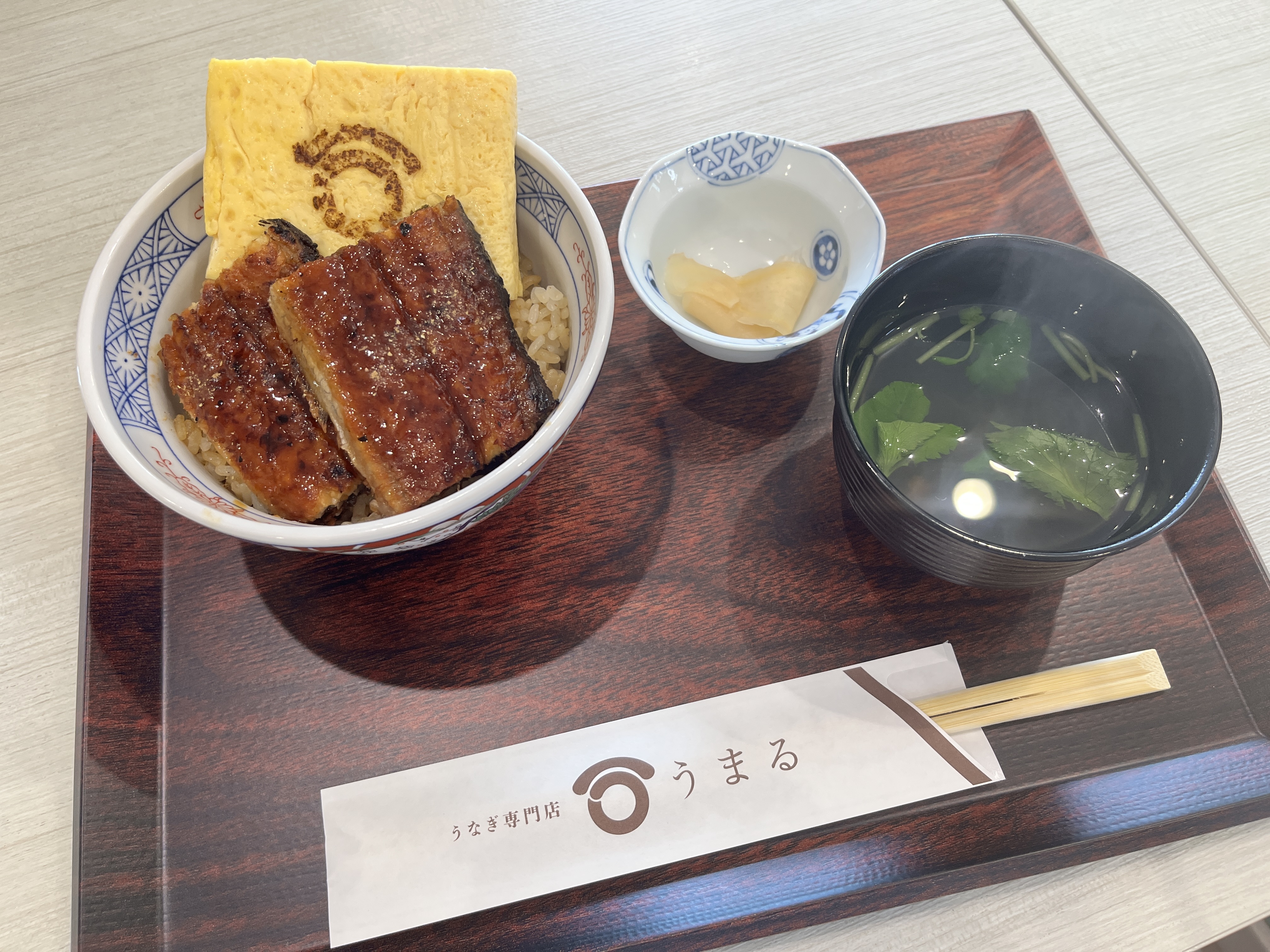 うな玉丼