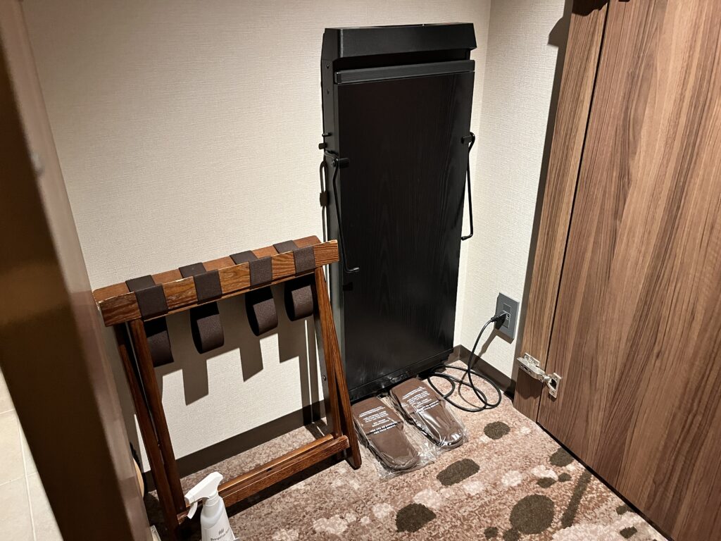 スリッパ・バゲージラック