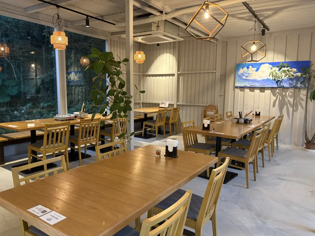 アグーしゃぶしゃぶ今帰仁の森店内席2